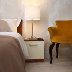 Luxury Lidija Pensión 3*