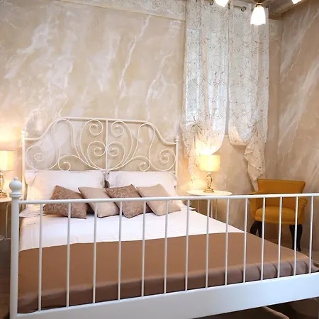 بيت ضيافة Luxury Lidija 3*