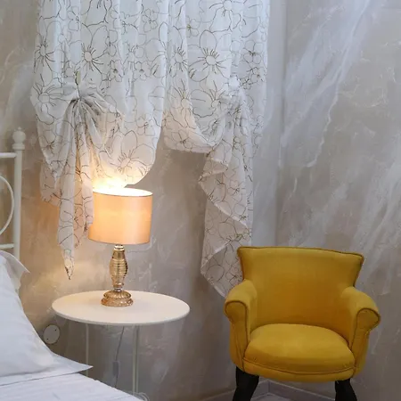 Gasthuis Luxury Lidija 3*