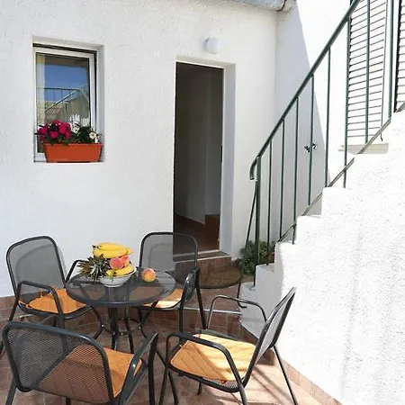 Luxury Lidija Pensión Split