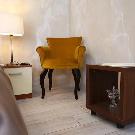 Luxury Lidija