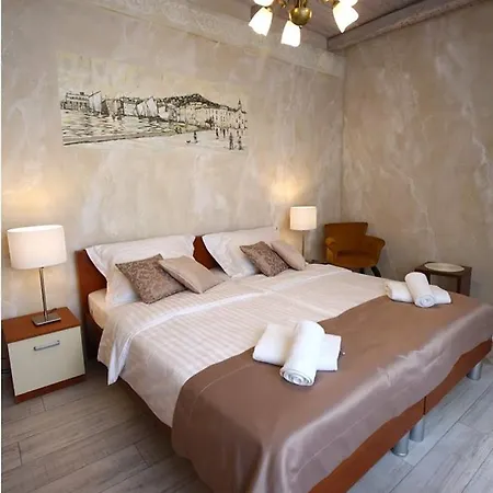 Guest house Luxury Lidija Split